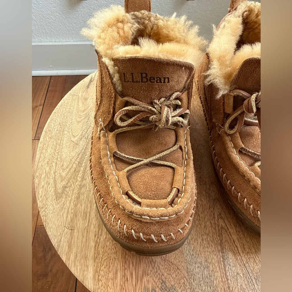 L.L. Bean Wicked Good Lodge Chukkas in Chesnut Suede Women’s sz: 7 - Picture 4 of 11